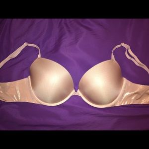 Victoria Secret 34DD bra